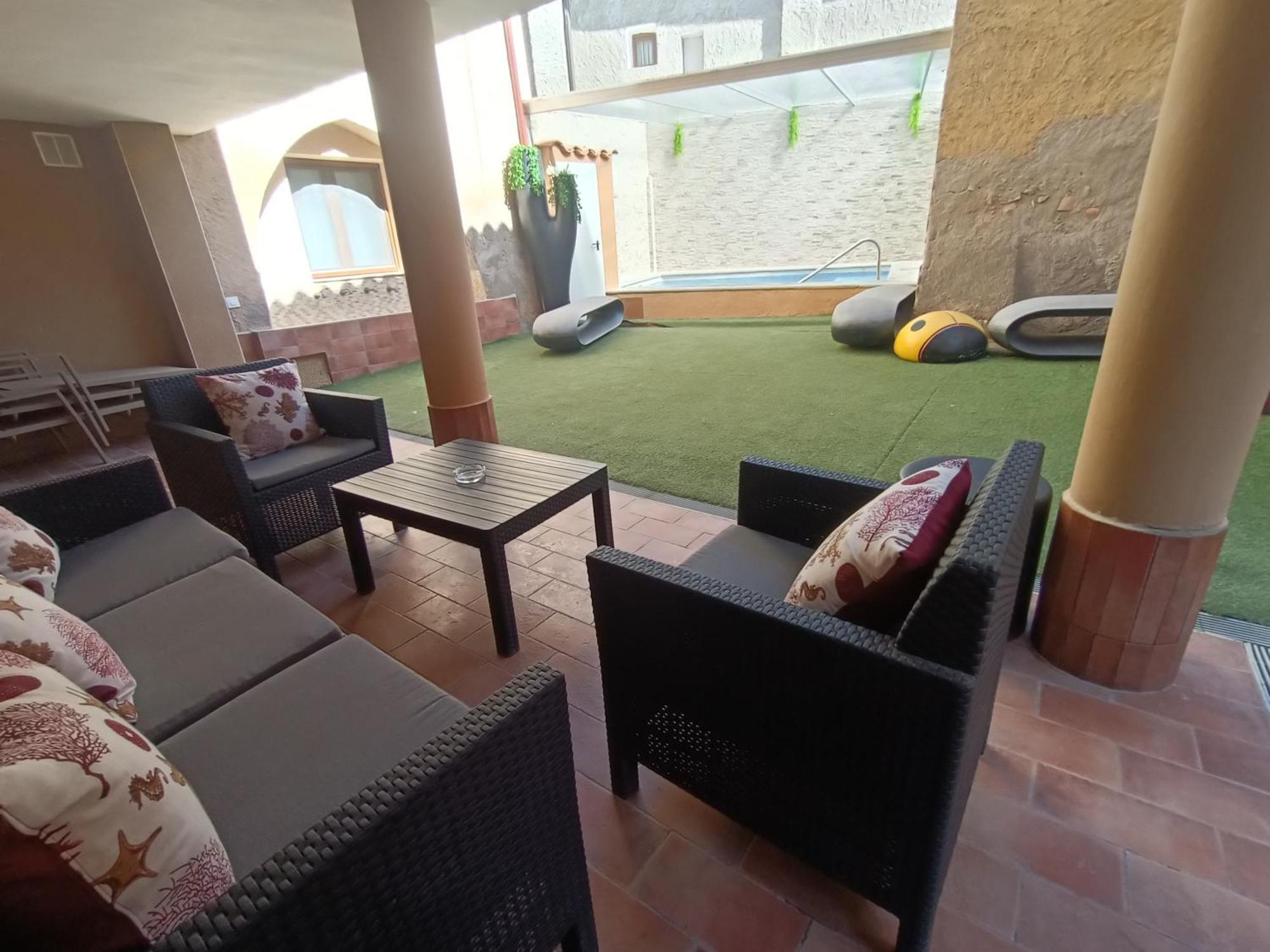 Rey Mundo Hotell Munébrega Exteriör bild